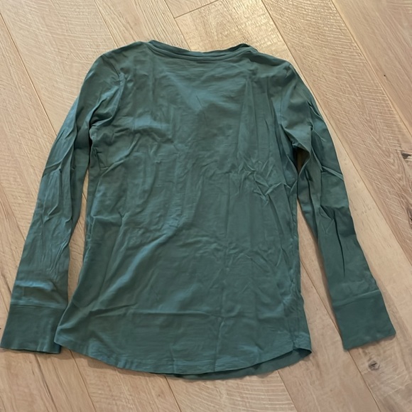 Celtic & Co Organic Cotton Henley. Green - Picture 5 of 5